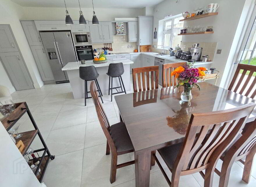 10 The Avenue, Ros Mór, Crossagalla, V943A21