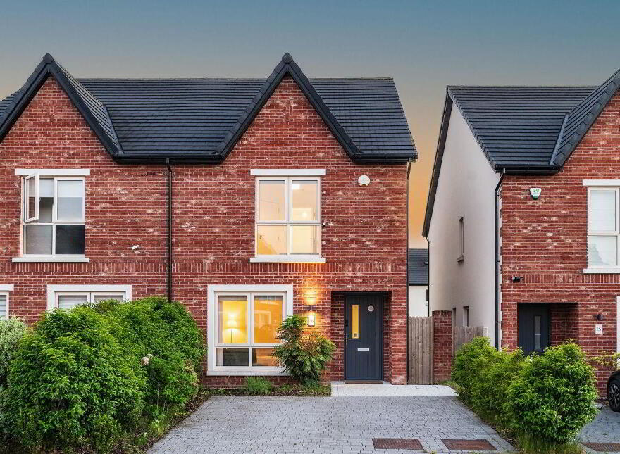 26 Whitethorn Square, Naas, W91XCF8
