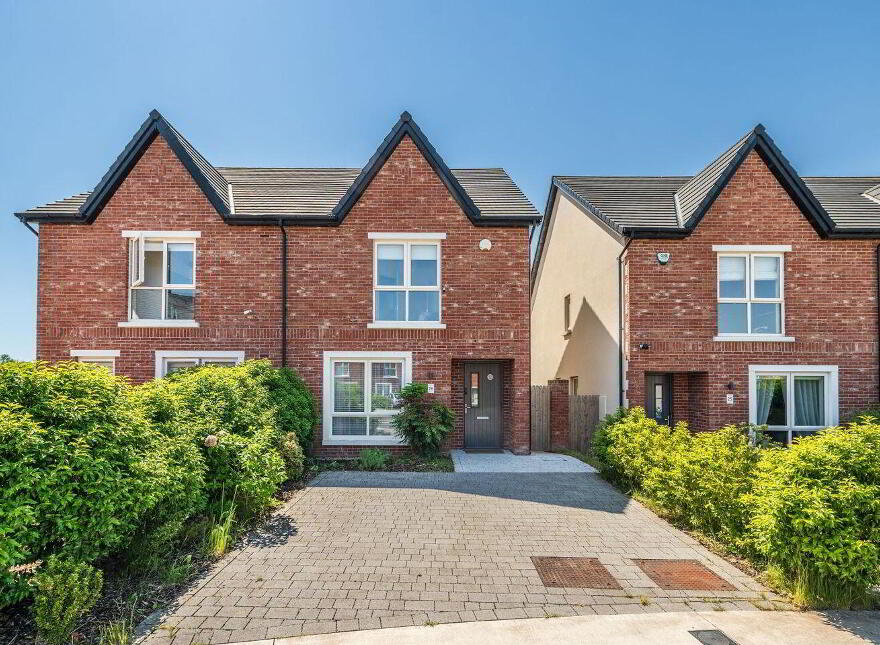 26 Whitethorn Square, Naas, W91XCF8
