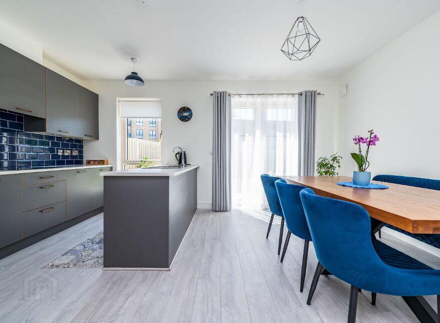26 Whitethorn Square, Naas, W91XCF8