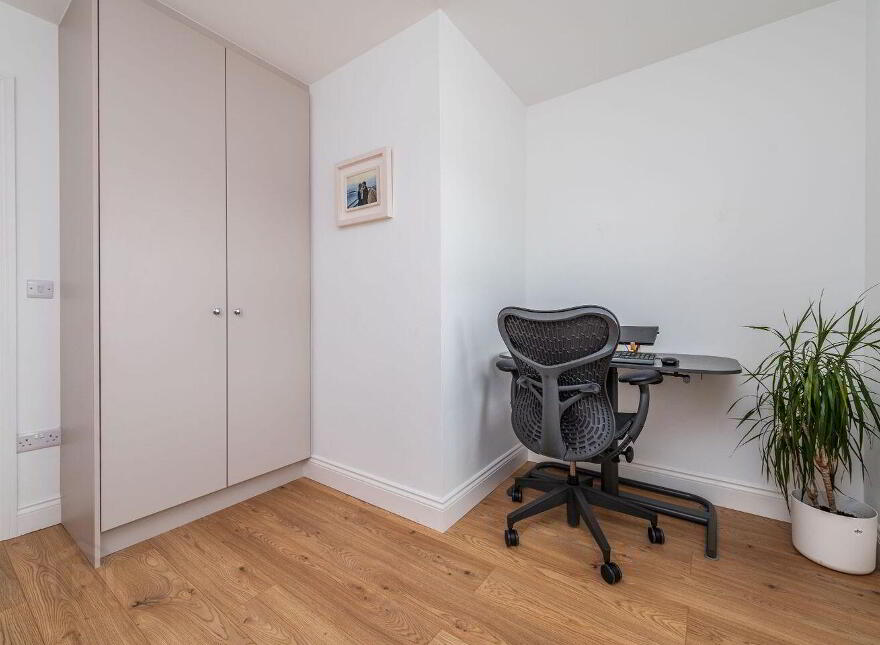 28 Longstone, Naas, W91N93X