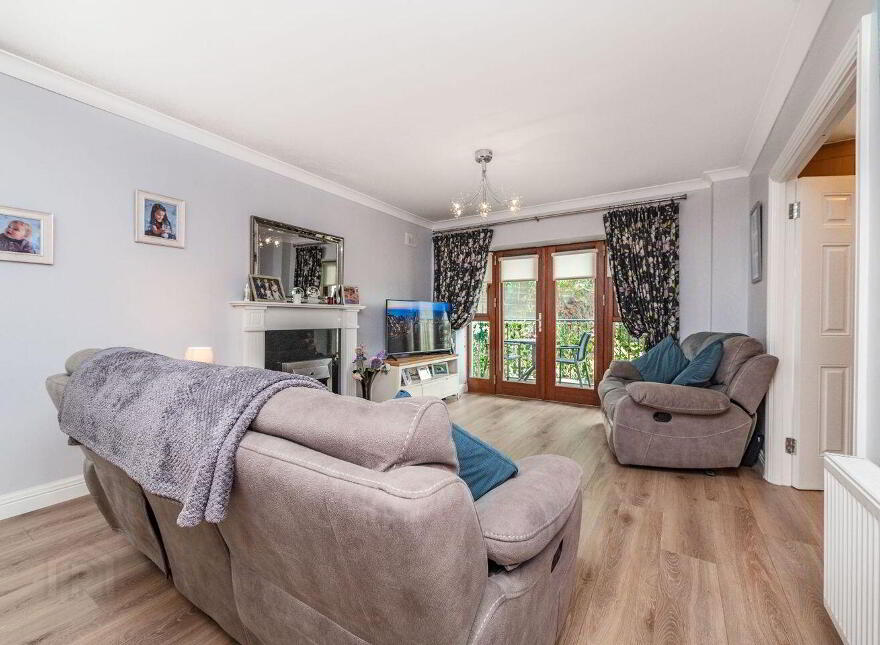 Apartment 2 The Court Newtown Manor, Kill, W91E061