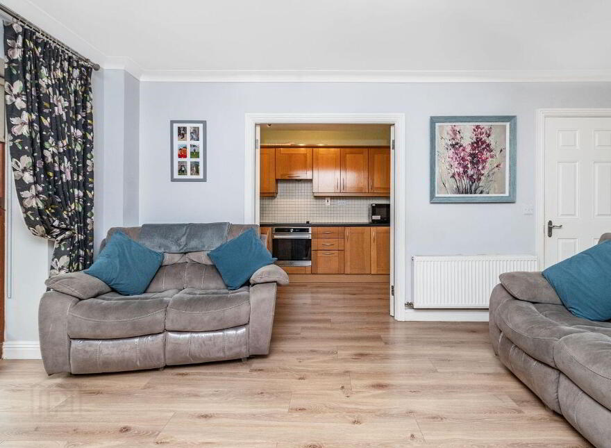 Apartment 2 The Court Newtown Manor, Kill, W91E061