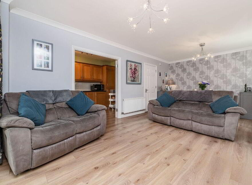 Apartment 2 The Court Newtown Manor, Kill, W91E061