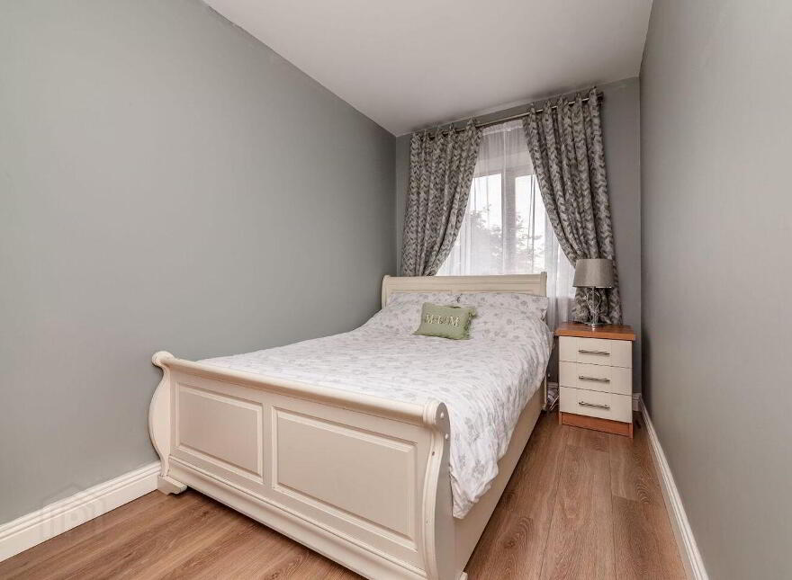 Apartment 2 The Court Newtown Manor, Kill, W91E061