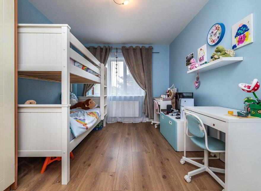 Apartment 2 The Court Newtown Manor, Kill, W91E061
