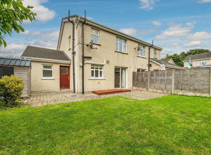 9 Castlesize Grove, Sallins, W91W1Y5