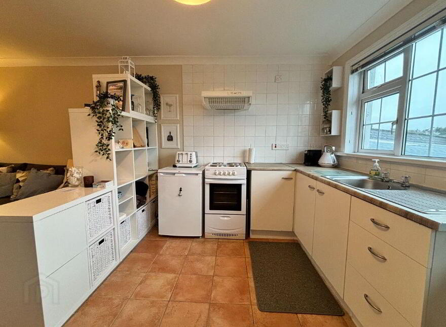 Avila, Seamount, Courtown, Y25AE20