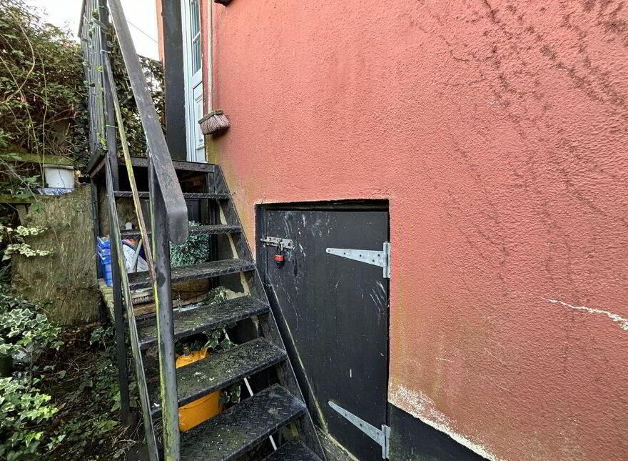 Avila, Seamount, Courtown, Y25AE20