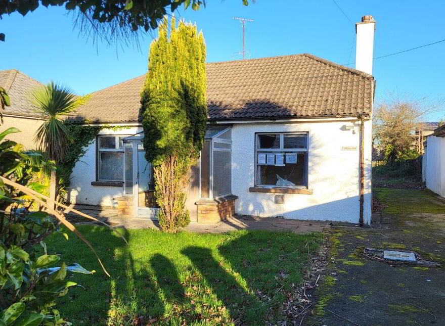 Wilmslow, The Avenue, Gorey, Y25P9E4
