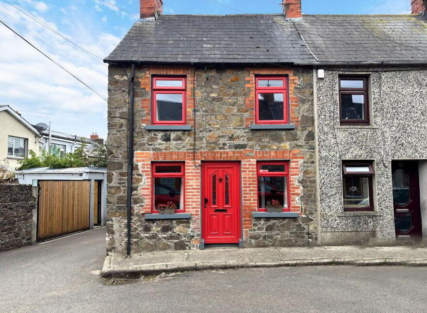 13 Centenary Place, Gorey, Y25XE68 photo