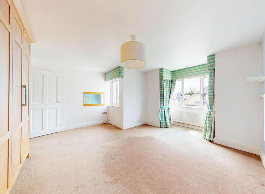 3 Hillview Crescent, Seafield, Ballymoney, Y25T207