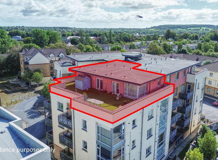 96 Station Court, Gorey, Y25FD66 photo