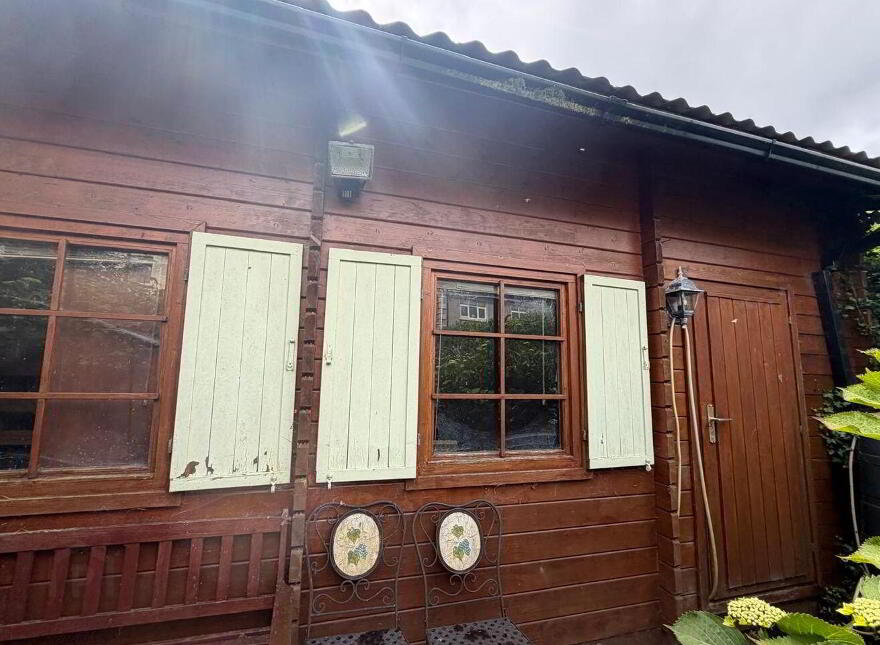 Abbeydale, 15 Mount Avenue, Dundalk, A91R3K2
