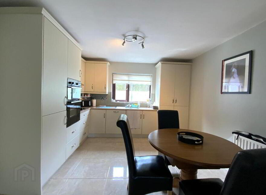 15 Castle Heights, Castletown Road, Dundalk, A91AYF6
