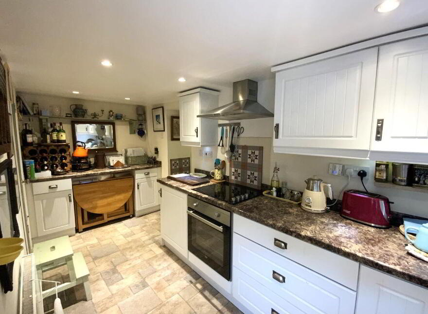 Chapel Hill, Carlingford, Dundalk, A91E788