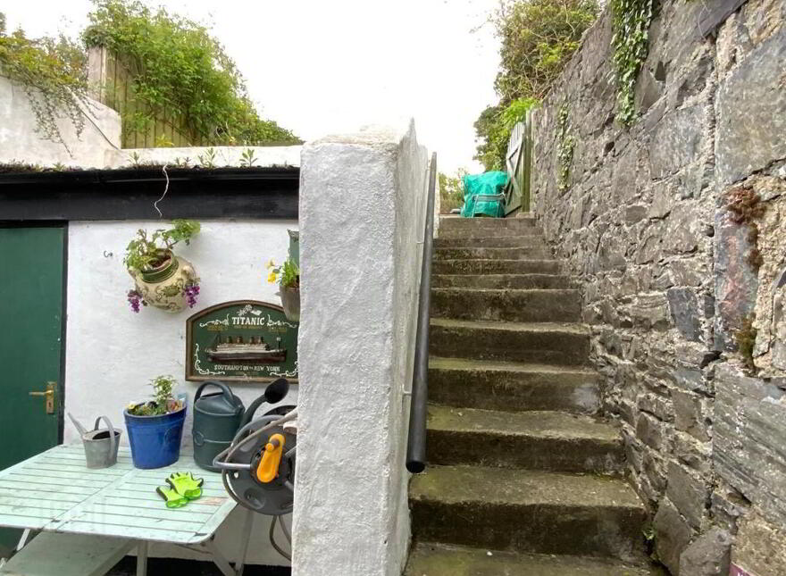 Chapel Hill, Carlingford, Dundalk, A91E788
