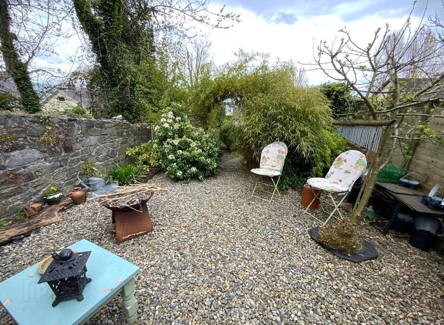 Chapel Hill, Carlingford, Dundalk, A91E788