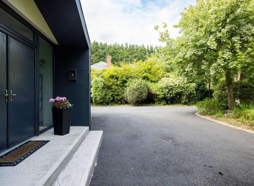 Karibu, Blackrock Road, Blackrock, A91N6P1
