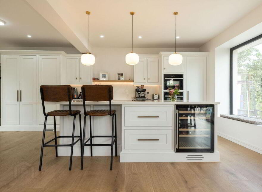 Karibu, Blackrock Road, Blackrock, A91N6P1