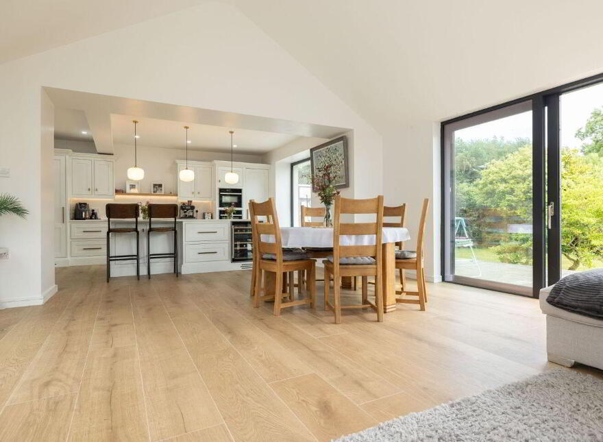 Karibu, Blackrock Road, Blackrock, A91N6P1