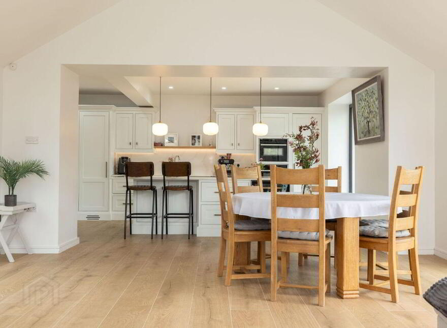 Karibu, Blackrock Road, Blackrock, A91N6P1