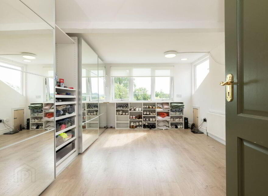 Karibu, Blackrock Road, Blackrock, A91N6P1