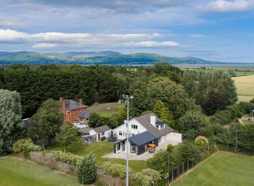 Karibu, Blackrock Road, Blackrock, A91N6P1