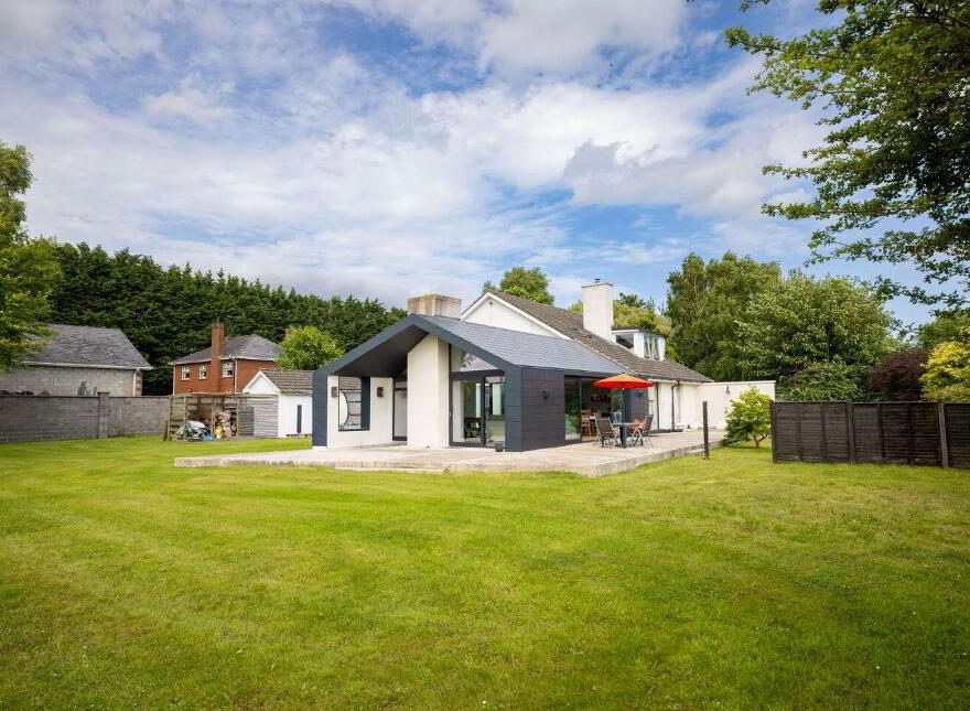 Karibu, Blackrock Road, Blackrock, A91N6P1