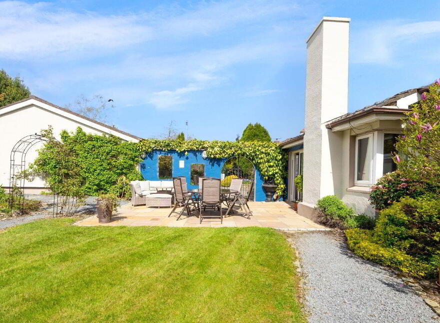 Villa Nova And Nursery Cottage, The Moyne, Enniscorthy, Y21W6R3