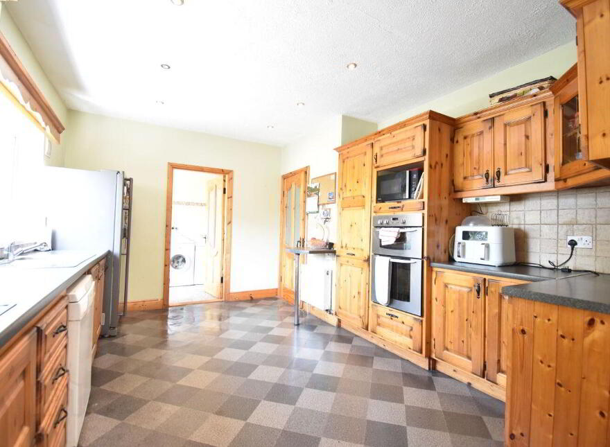 Clonhaston, Enniscorthy, Y21Y8K8