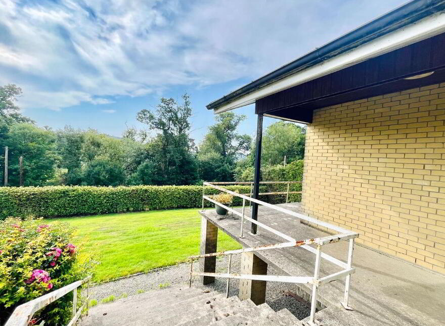 Ouvane House, Blackstoops Road, Enniscorthy, Y21V2H6