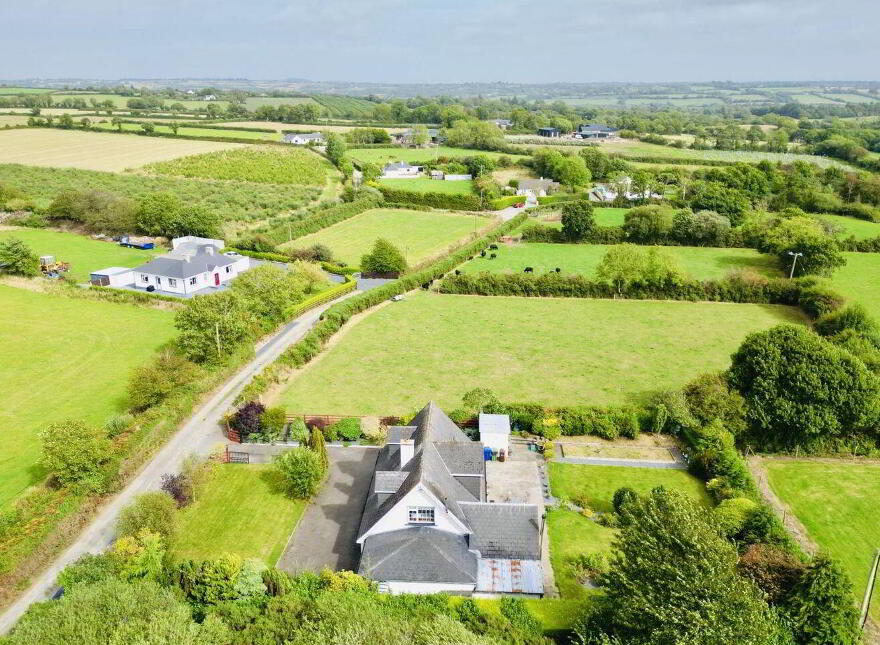 Knockduff Lane, Bree, Enniscorthy, Y21XY82