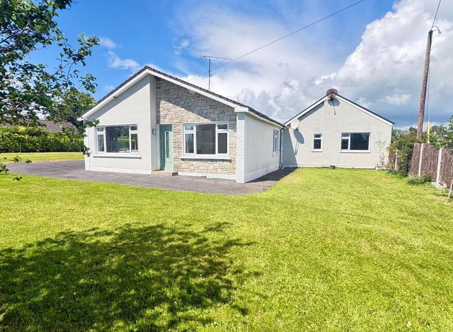 Ballyboy, Walshestown, Monroe, N91WT73