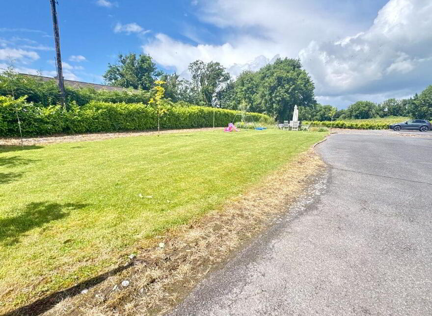 Ballyboy, Walshestown, Monroe, N91WT73