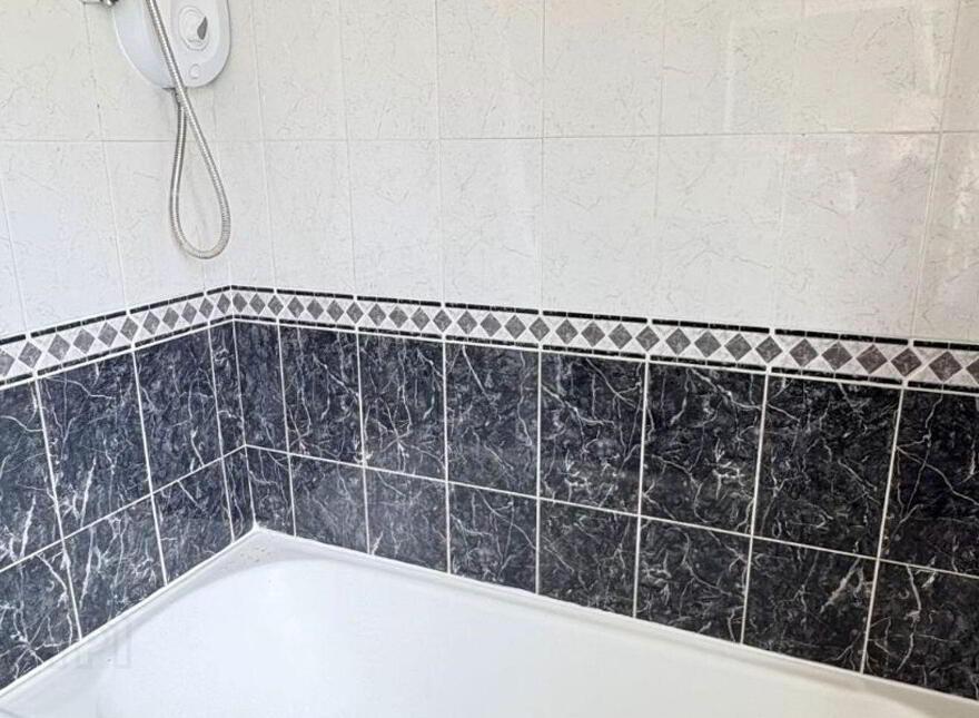 Ballyboy, Walshestown, Monroe, N91WT73