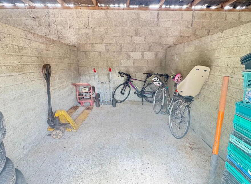 Ballyboy, Walshestown, Monroe, N91WT73