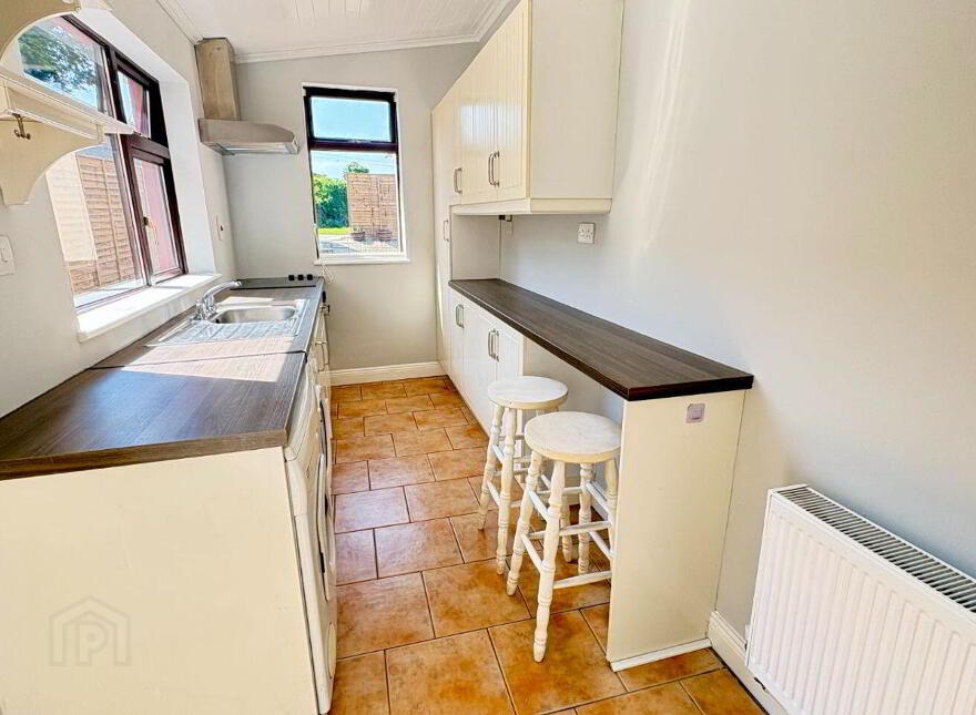 Chateau D'Elf, 4 Bellview Terrace, Austin Friars Street, Mullingar, N91V5T8