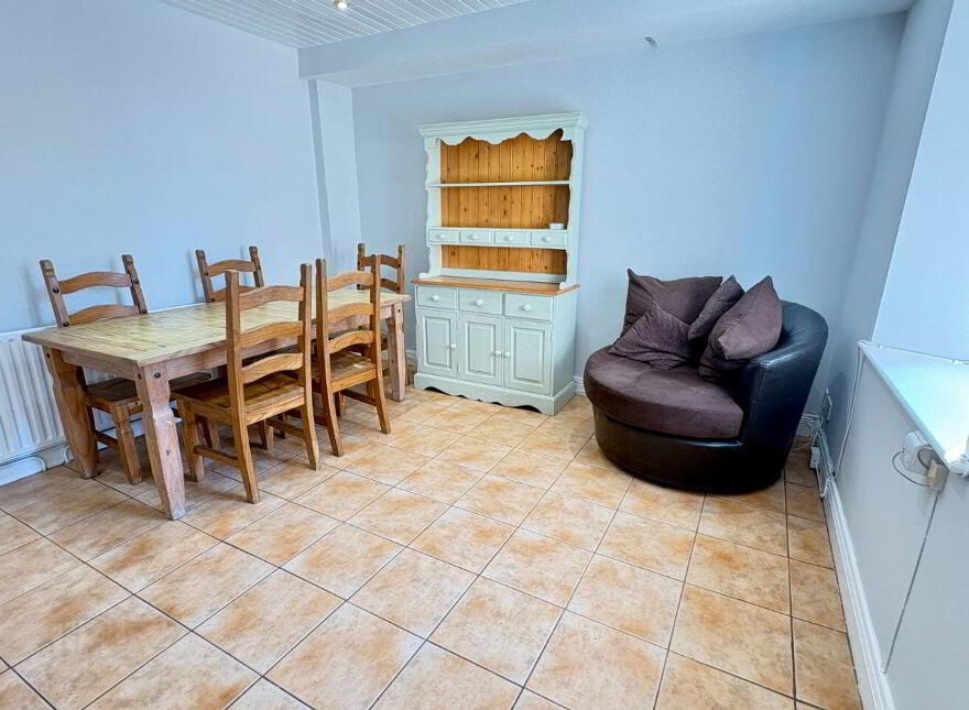 Chateau D'Elf, 4 Bellview Terrace, Austin Friars Street, Mullingar, N91V5T8