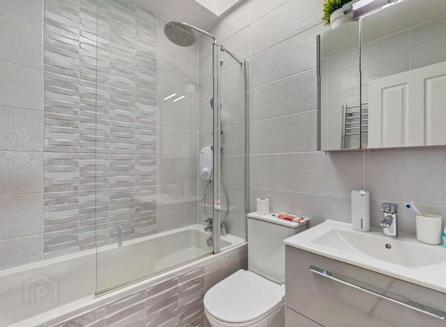 2 Wainsfort Manor Grove, 6w, Terenure, 6w, D6whf64, Terenure, D6WHF64