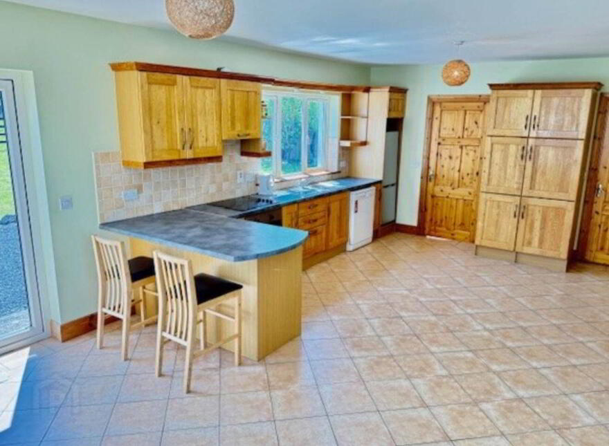 Mulroog West, Ballinderren, Kilcolgan, H91T2VE