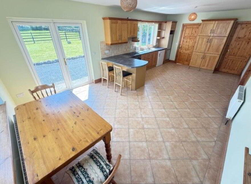 Mulroog West, Ballinderren, Kilcolgan, H91T2VE
