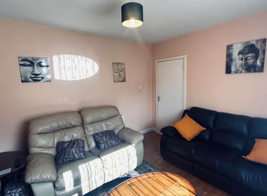 16 Crowe Street, Gort, H91XD4C