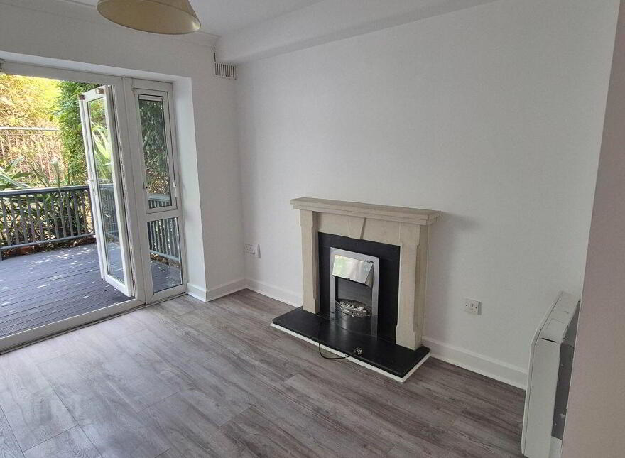 Apartment 18 Carmichael Hall, Saint Columbanus' Road, Windy Arbour, Windy Arbour, D14XV26