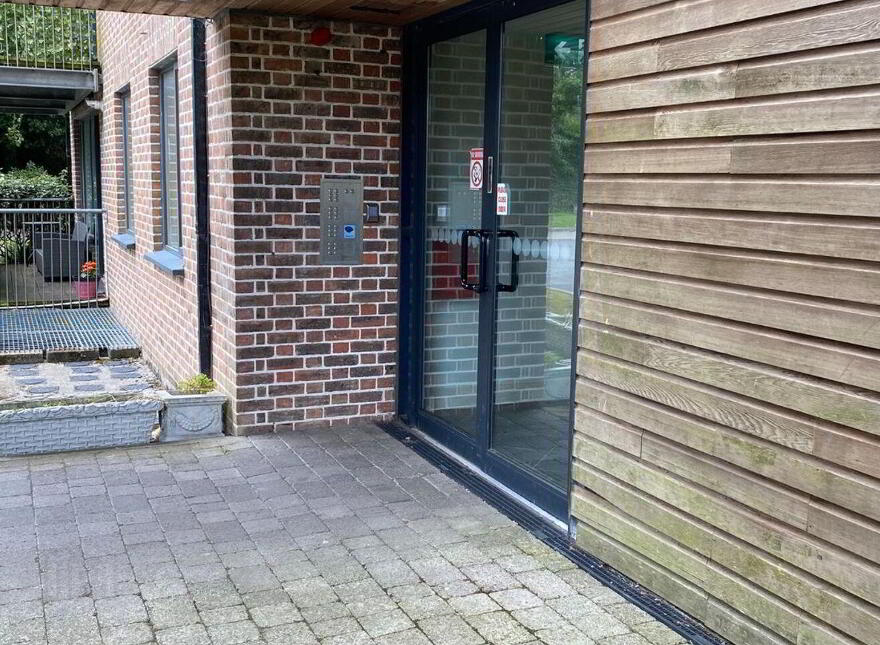 13 Block A, Stradbrook Apartments, Stradbally Road, Portlaoise, R32XK59
