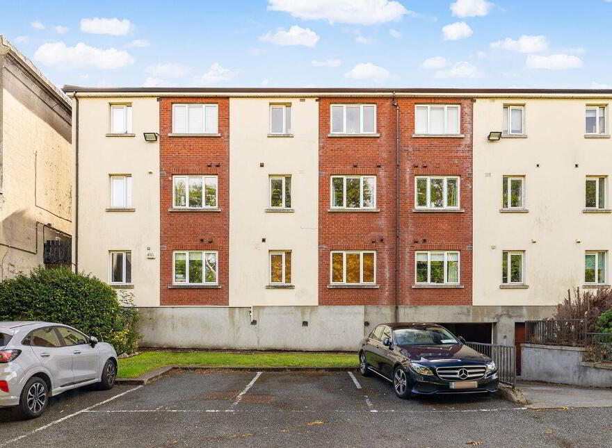 17 Glenhilton, Herbert Road, Bray, A98H019
