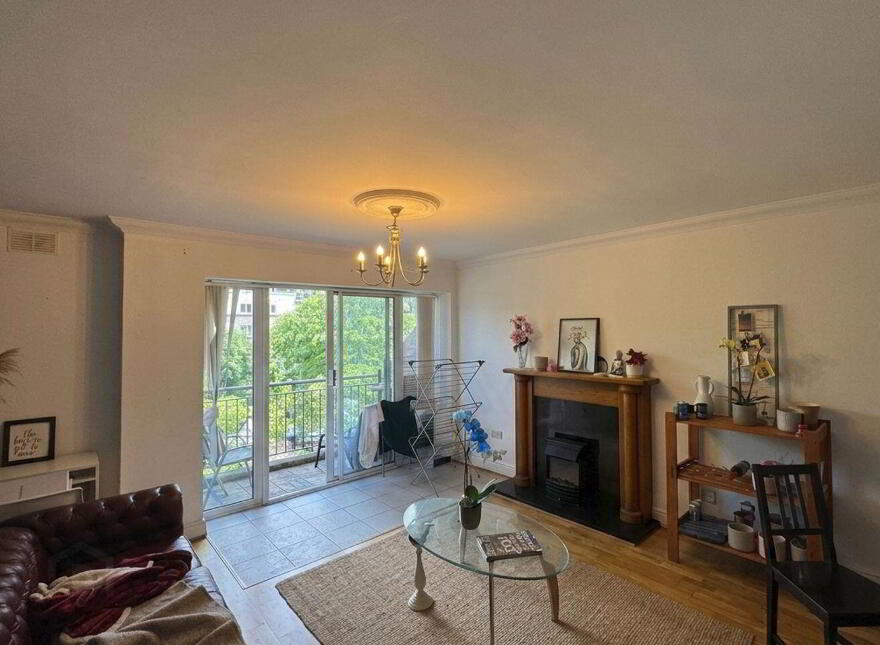 Apartment 82 Hampton Square, Navan Road, Dublin 7, D07HP95