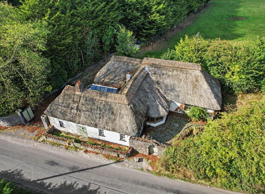 Thatch Cottage, Riverstown, Rathfeigh, Ardcath, C15E3Y1