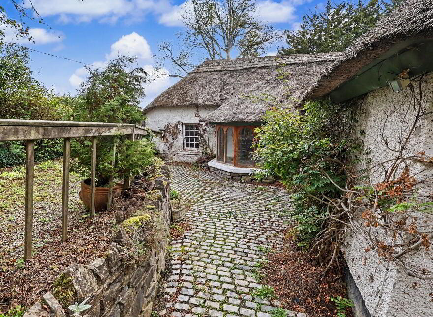 Thatch Cottage, Riverstown, Rathfeigh, Ardcath, C15E3Y1