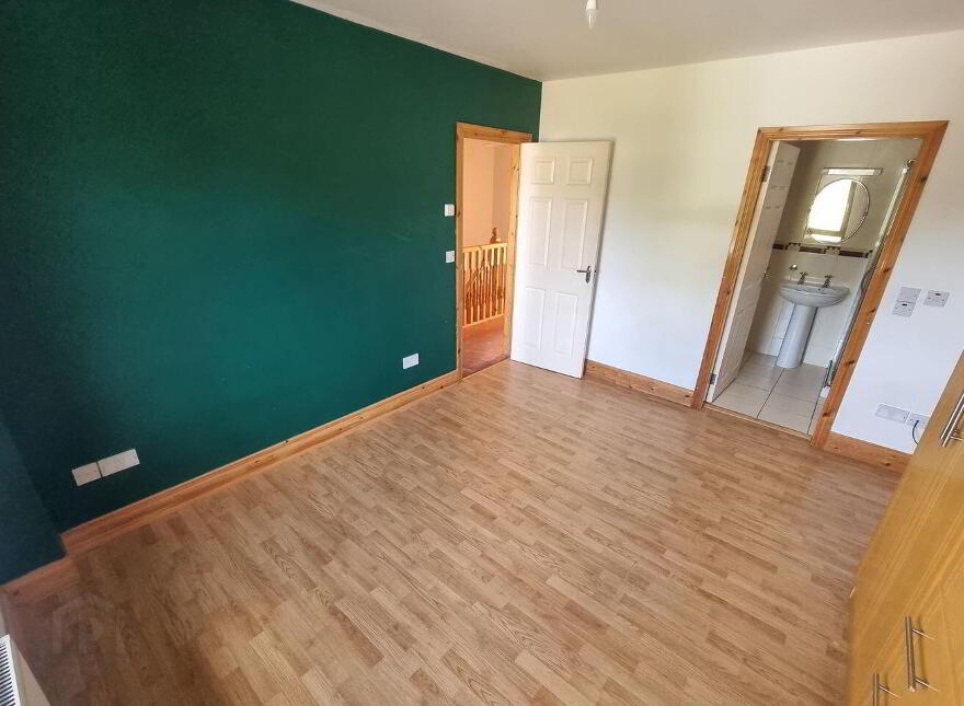 2 The Court, Greenfields, Firies, V93X296